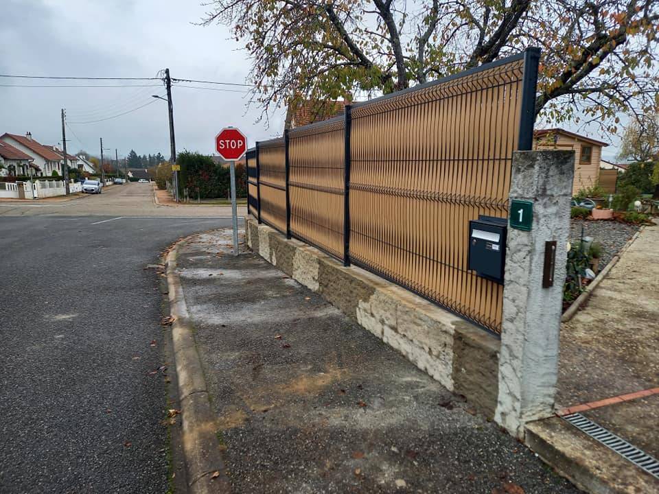 Clôture (18)